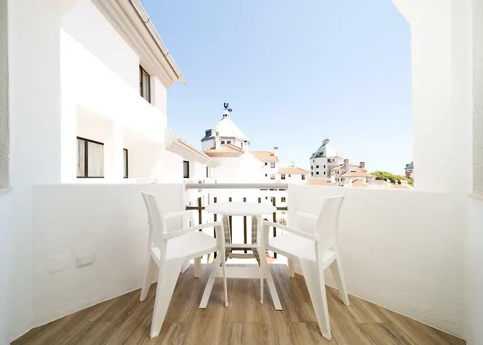 Апартаменты Marina With Swimming Pool Виламура